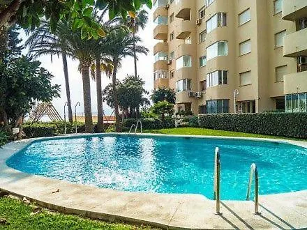 Apartment Marina, Modern Apartment, Sea Views, Balcony, Sleeps 6, Family Friendly Estepona