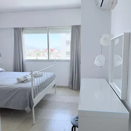 Lägenhet Port - Sea Views, Sleeps 6 *