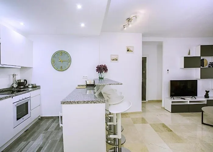 Port - Sea Views, Sleeps 6 アパート *