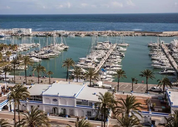 Port - Sea Views, Sleeps 6 *