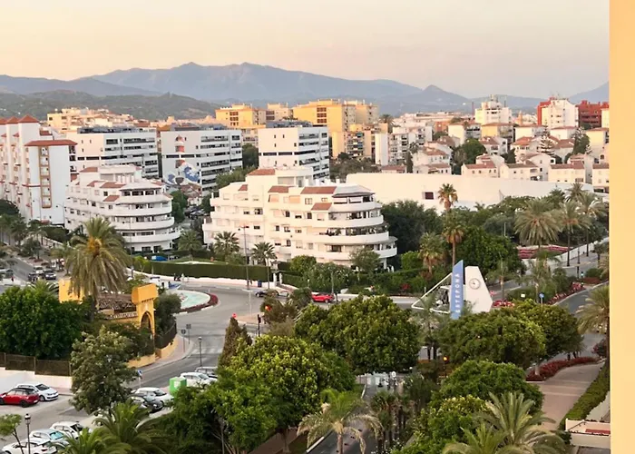 Apartment Marina, Winter Sun From 99e Per Night, Sea Views, Balcony, Lift, Wifi Estepona